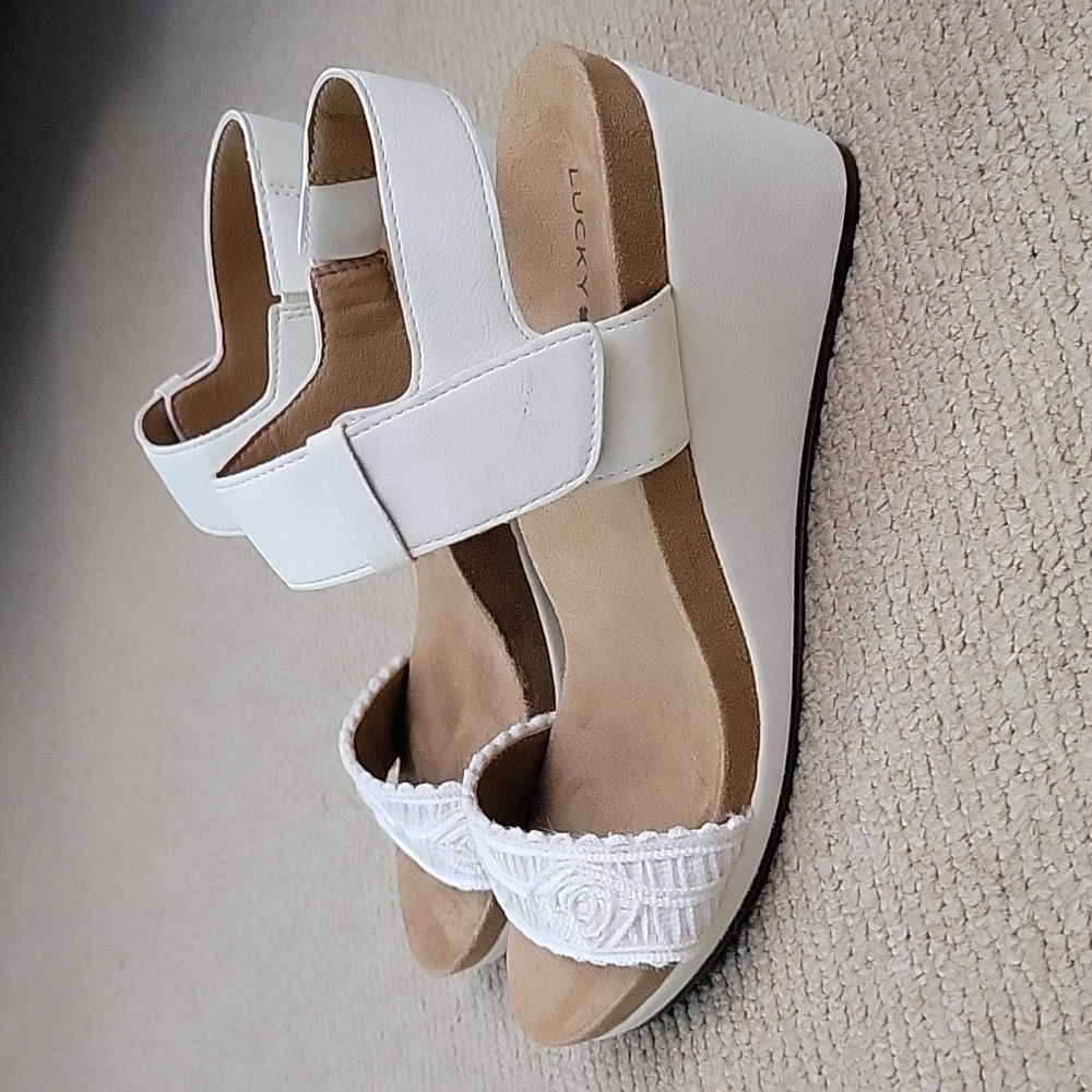 Lucky Brand NWOT 6.5
